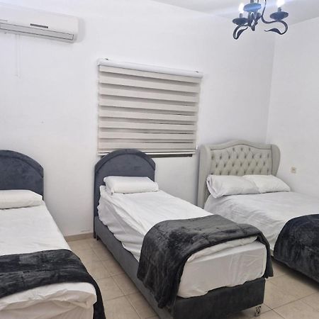 Laila Home 4 Haifa Buitenkant foto