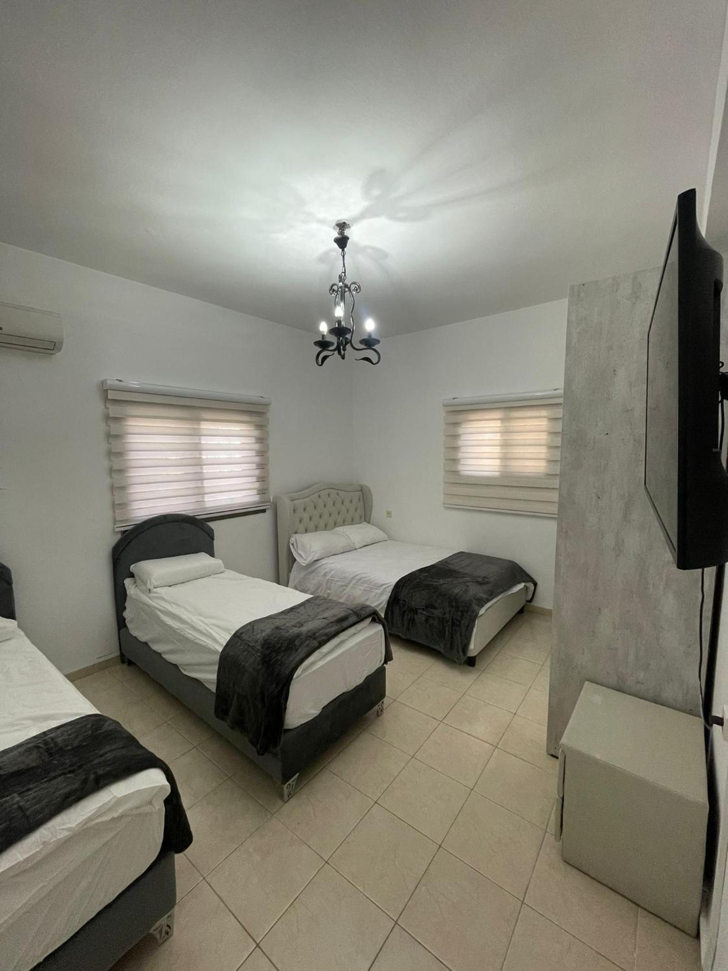 Laila Home 4 Haifa Buitenkant foto