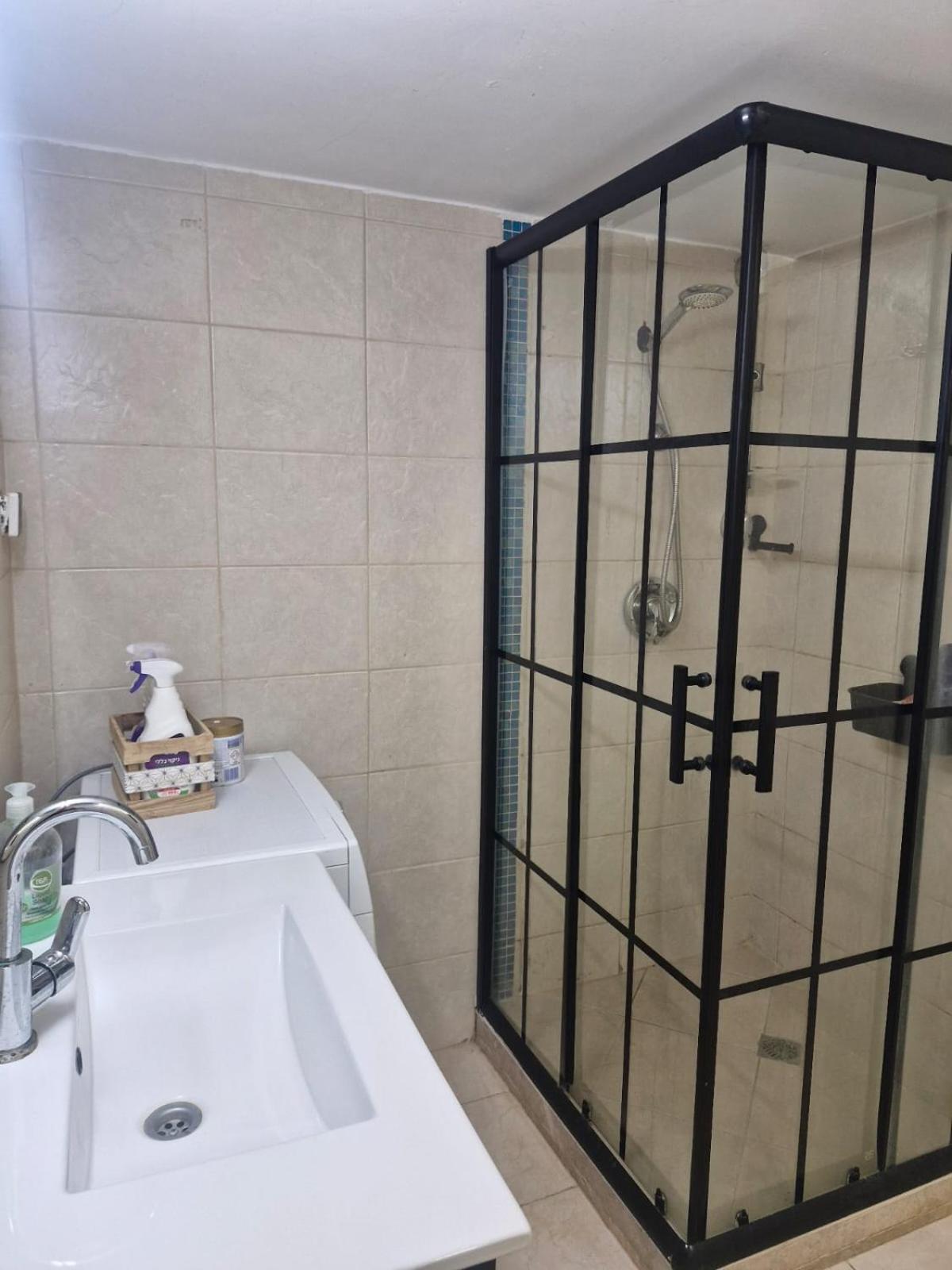 Laila Home 4 Haifa Buitenkant foto